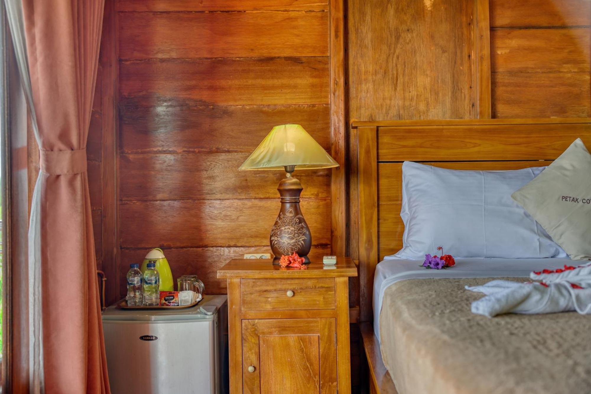 Petak Cottage Ped Dış mekan fotoğraf